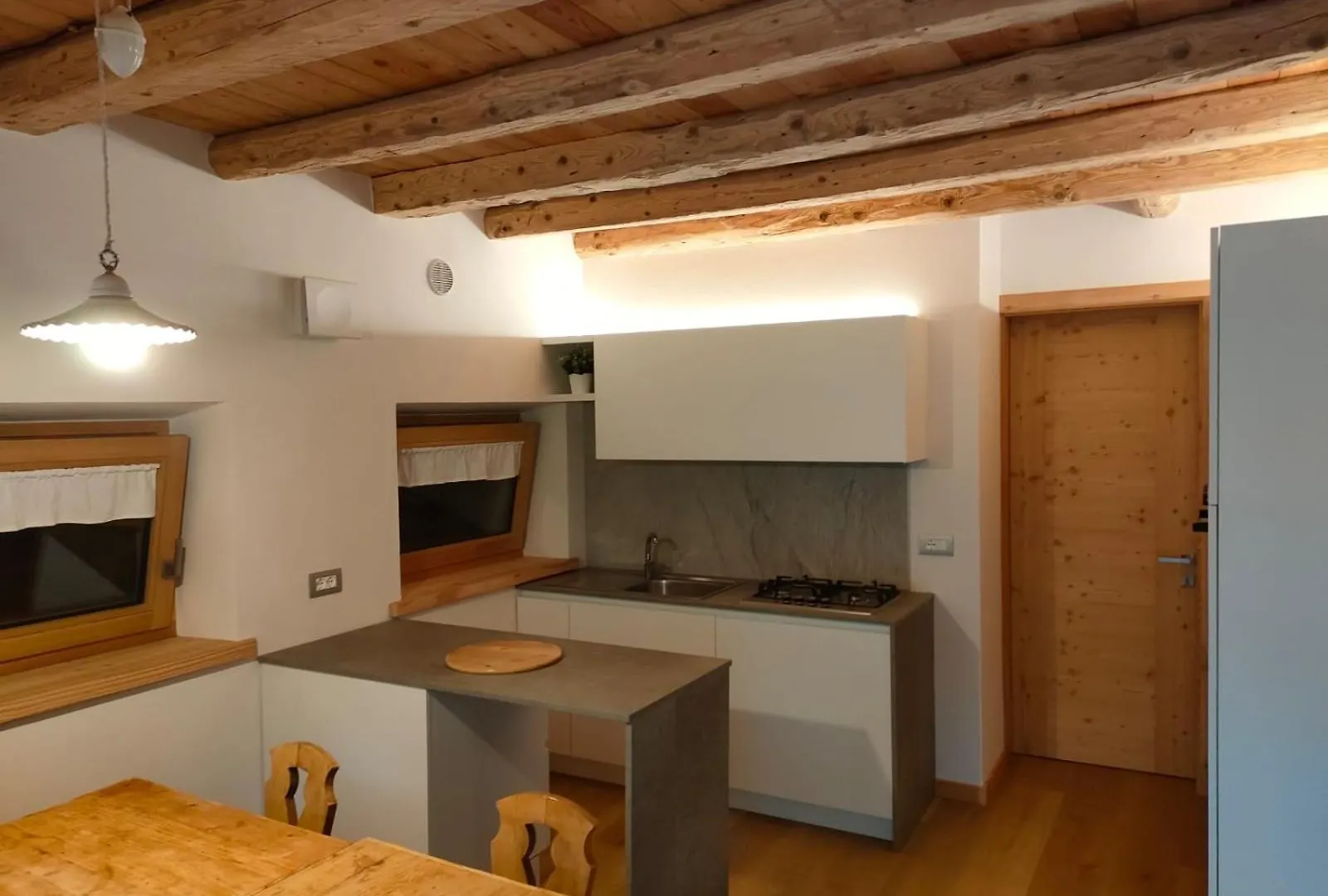 Gianni Rocca Apartments 로카 피에토레 0*,